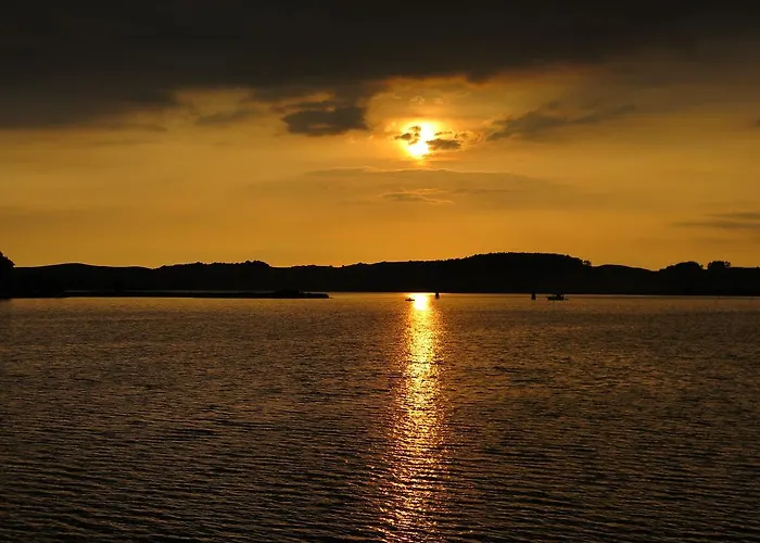 Unter Den Linden * 티소브