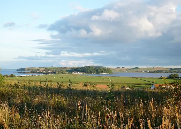 Unter Den Linden 아파트 *