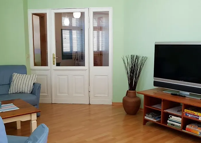 아파트 Unter Den Linden *